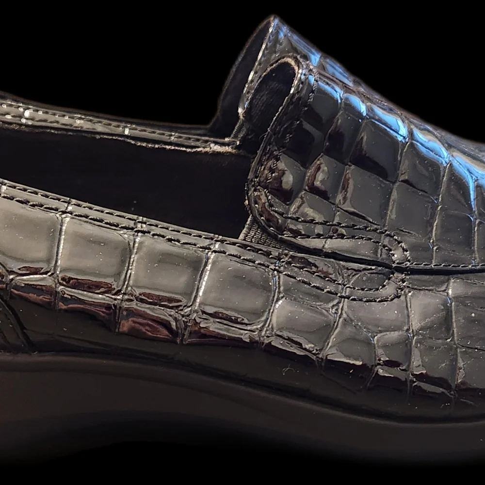Clarks Gael Feline Loafer Women's Slip-On Shoes, Size 10M, Black Croc Print